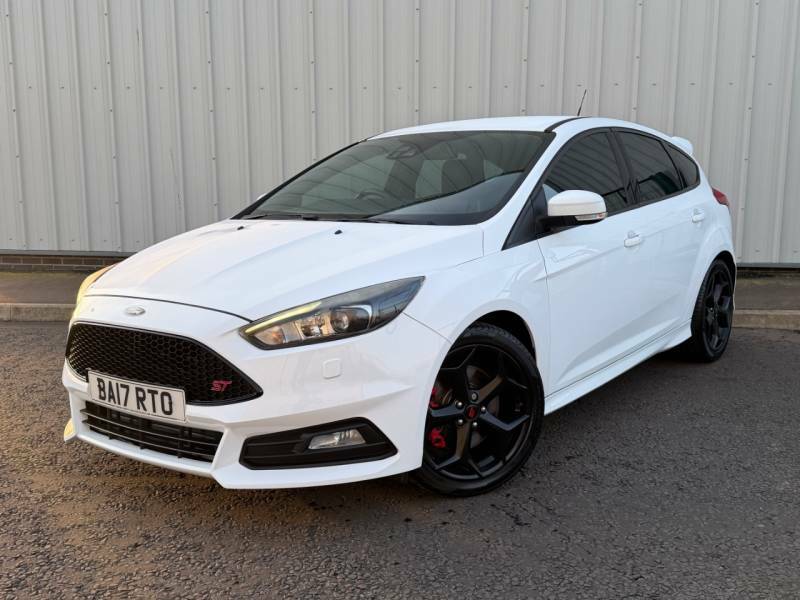 Ford Focus 2.0 Tdci 185 St-3 - 2017 17 BA17RTO White #3