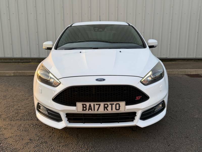 Ford Focus 2.0 Tdci 185 St-3 - 2017 17 BA17RTO White #5
