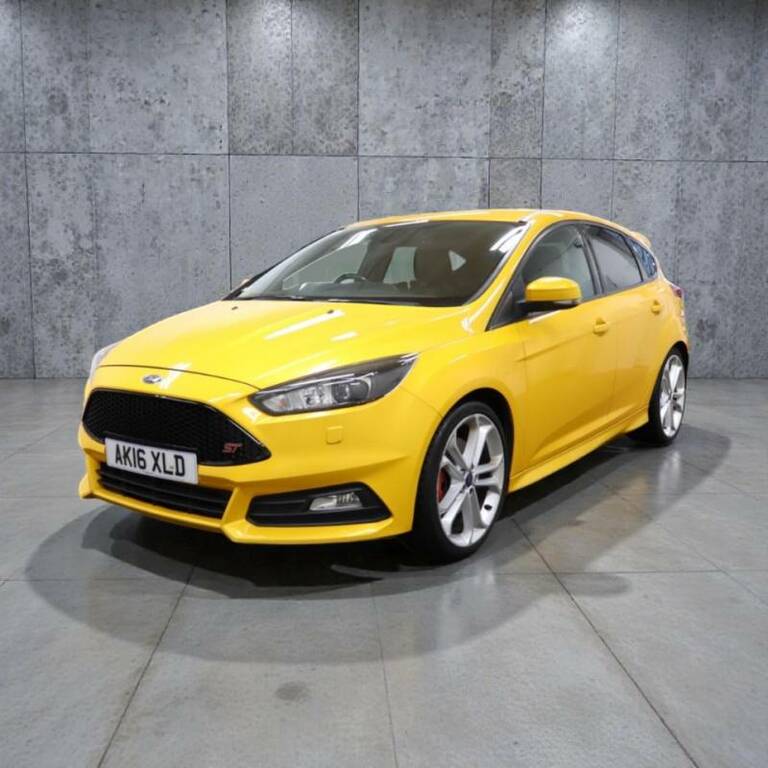 Ford Focus 2.0 Tdci 185 St-3 - 2016 16 AK16XLD Orange #2