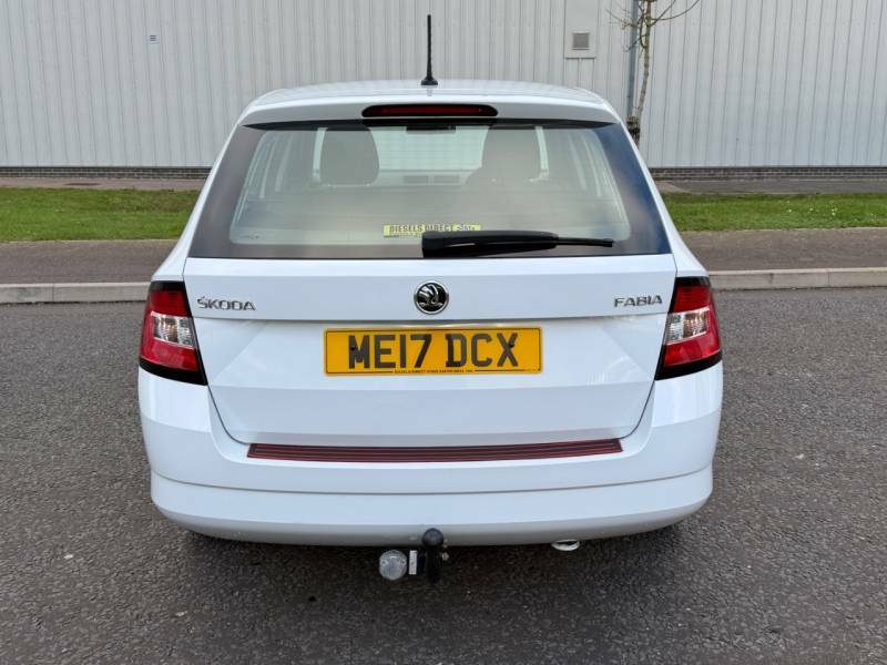 Skoda Fabia 104 Tdi - 2017 17 White #6