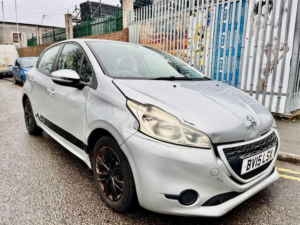 Peugeot 208 1.4 Hdi Access Euro 5 Silver