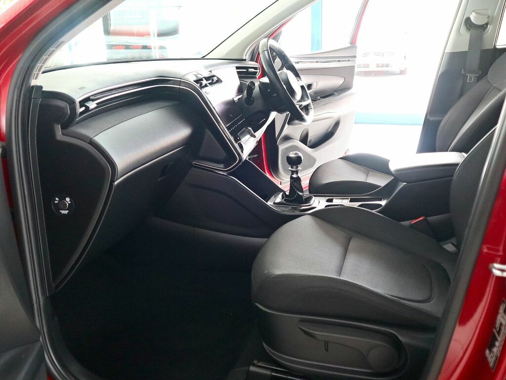 Hyundai Tucson 1.6 Se Connect T-gdi MT22HPF Red #4