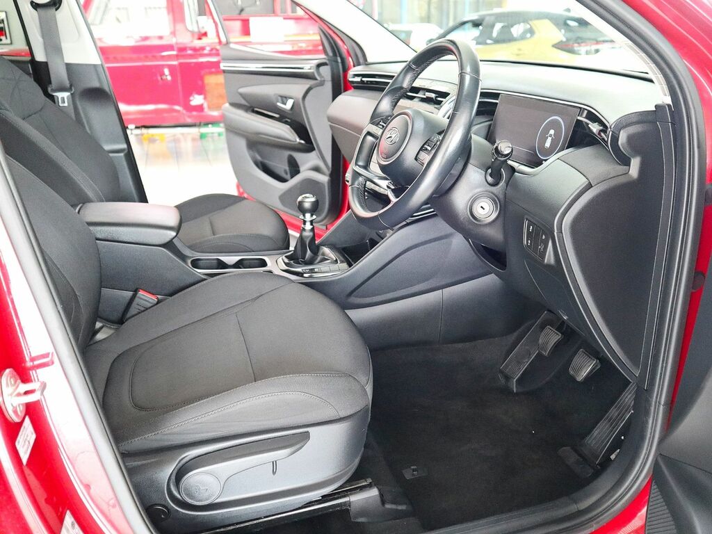 Hyundai Tucson 1.6 Se Connect T-gdi MT22HPF Red #3