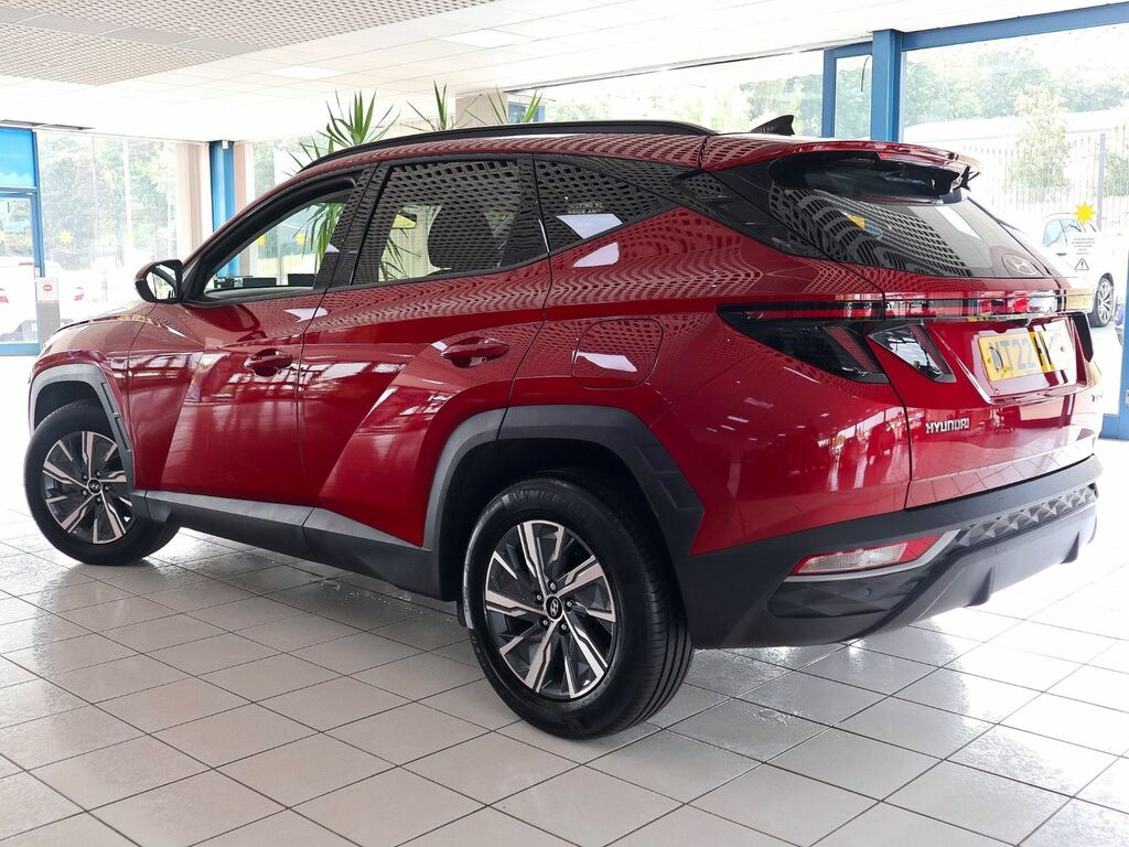 Hyundai Tucson 1.6 Se Connect T-gdi MT22HPF Red #2