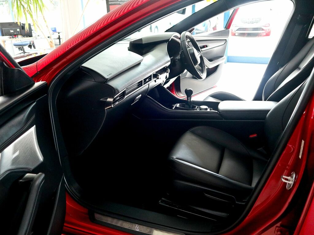 Mazda 3 2.0 Gt Sport Mhev Red #4