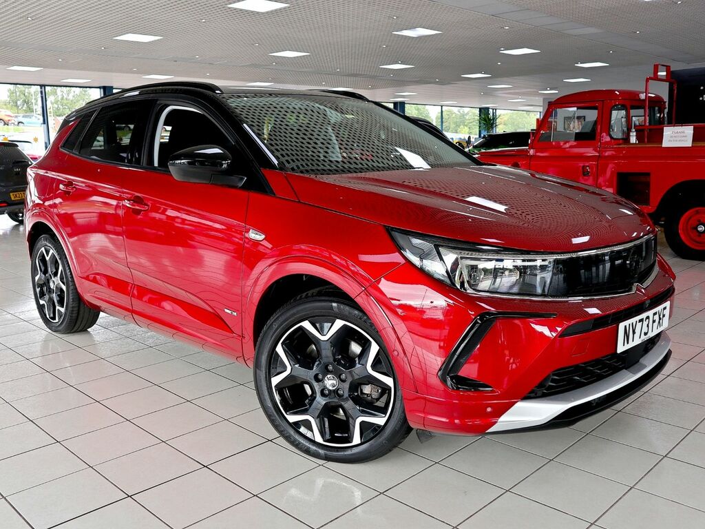 Vauxhall Grandland 1.6 Ultimate Plug In Hybrid Red