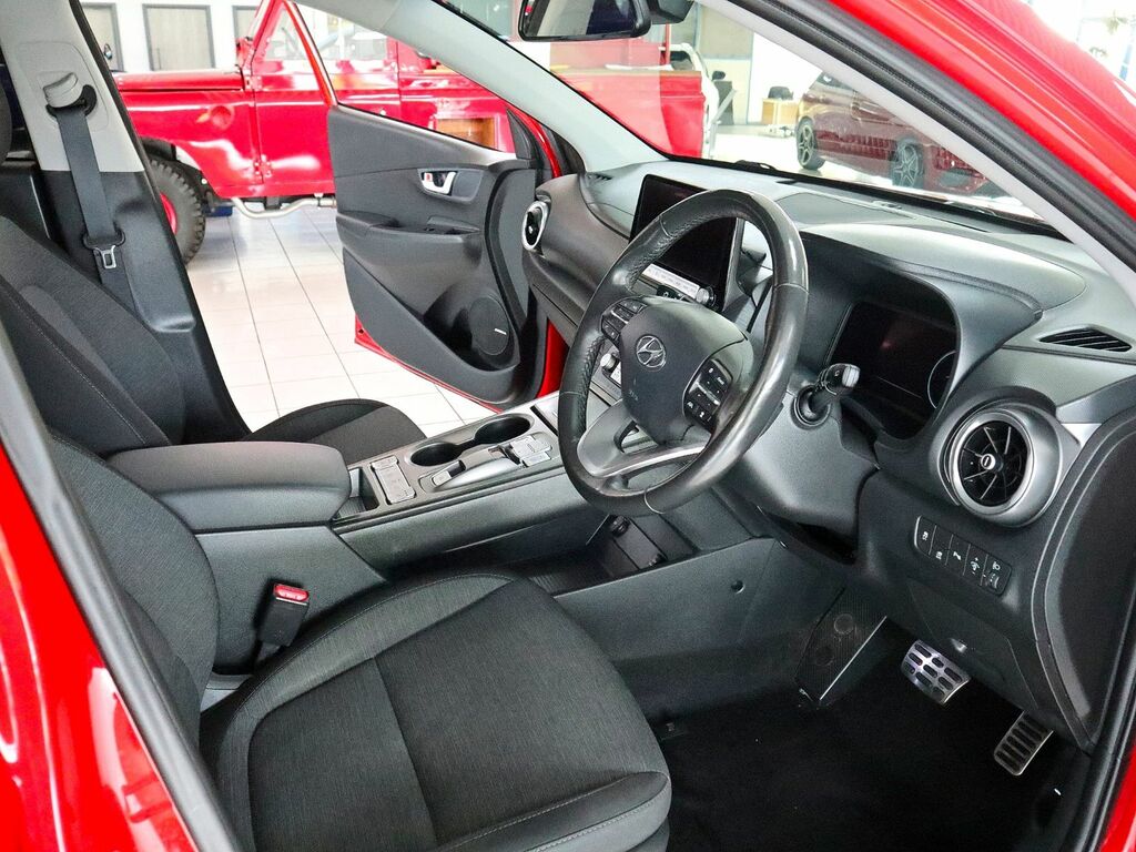 Hyundai Kona Premium 64Kwh Ev YS22KHU Red #3