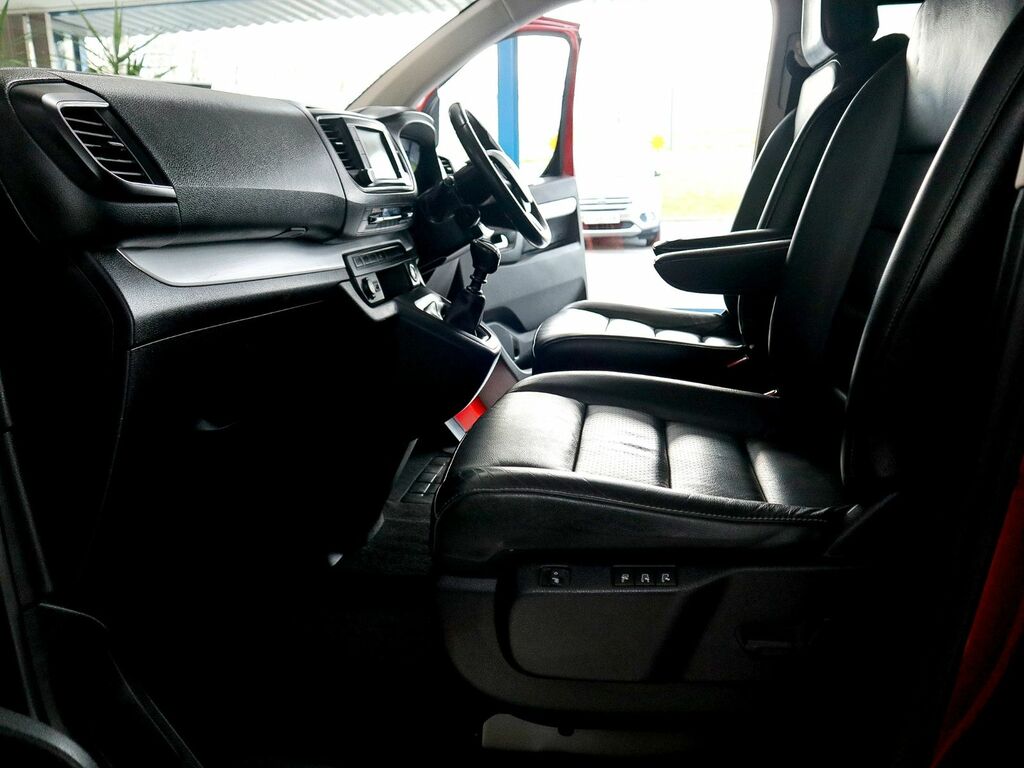 Peugeot Traveller 2.0 Allure Standard Mwb Bluehdi Red #4