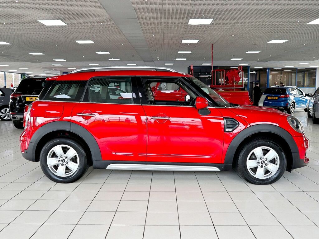Mini Countryman 1.5 Cooper Classic SE68ODJ Red #6