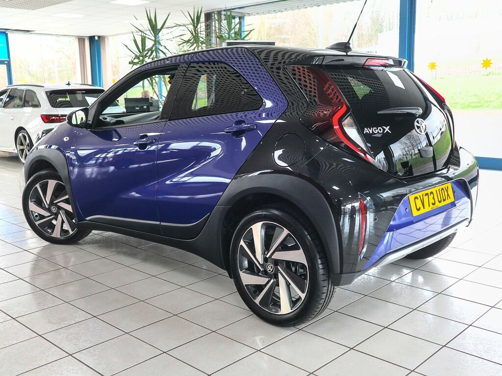Toyota Aygo 1.0 X Exclusive Vvt-i Blue #2
