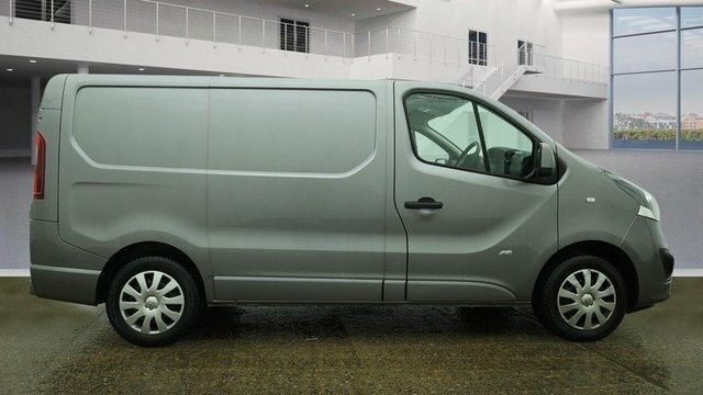 Vauxhall Vivaro 1.6 Cdti 2700 Biturbo WD67NFE Grey #3