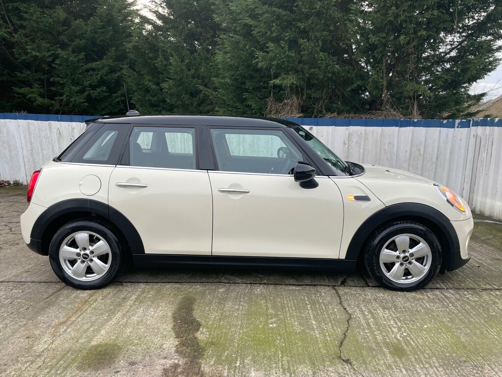 Mini Hatch For Sale 1.5 Cooper Gpf Hatchback Manua HG68MYA White #2