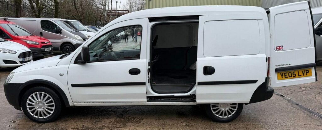 Vauxhall Combo 1700 Dti Maxx Silver #17