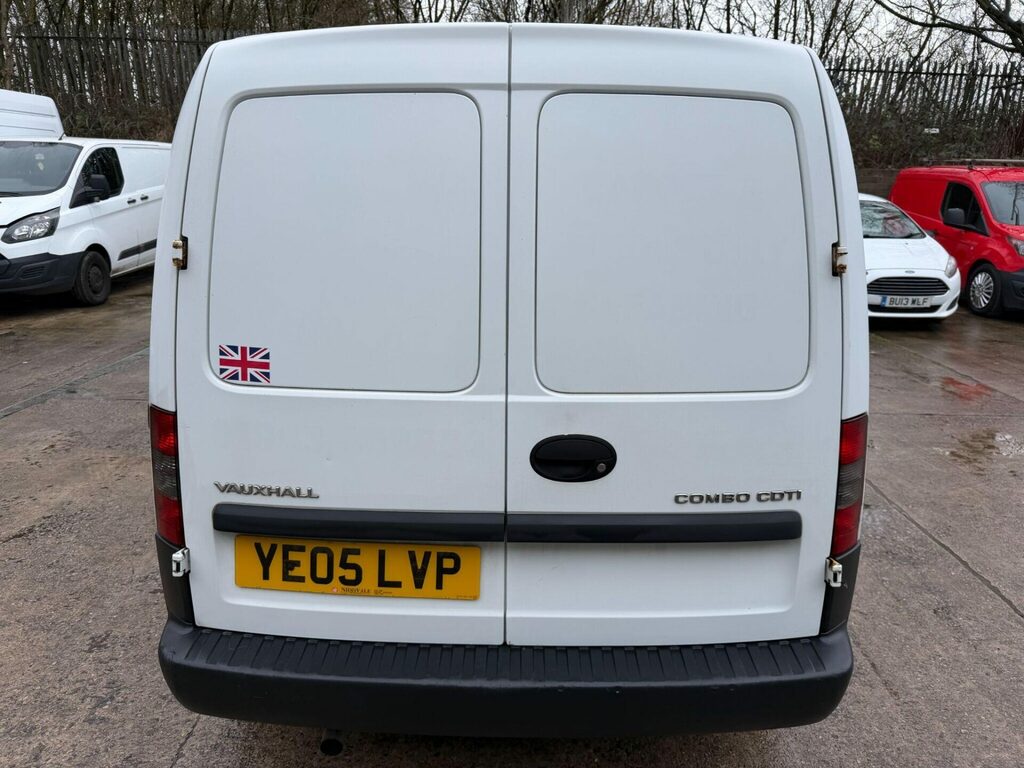 Vauxhall Combo 1700 Dti Maxx Silver #10