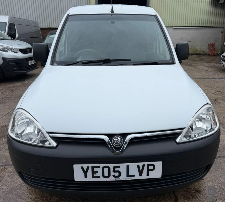 Vauxhall Combo 1700 Dti Maxx Silver #23