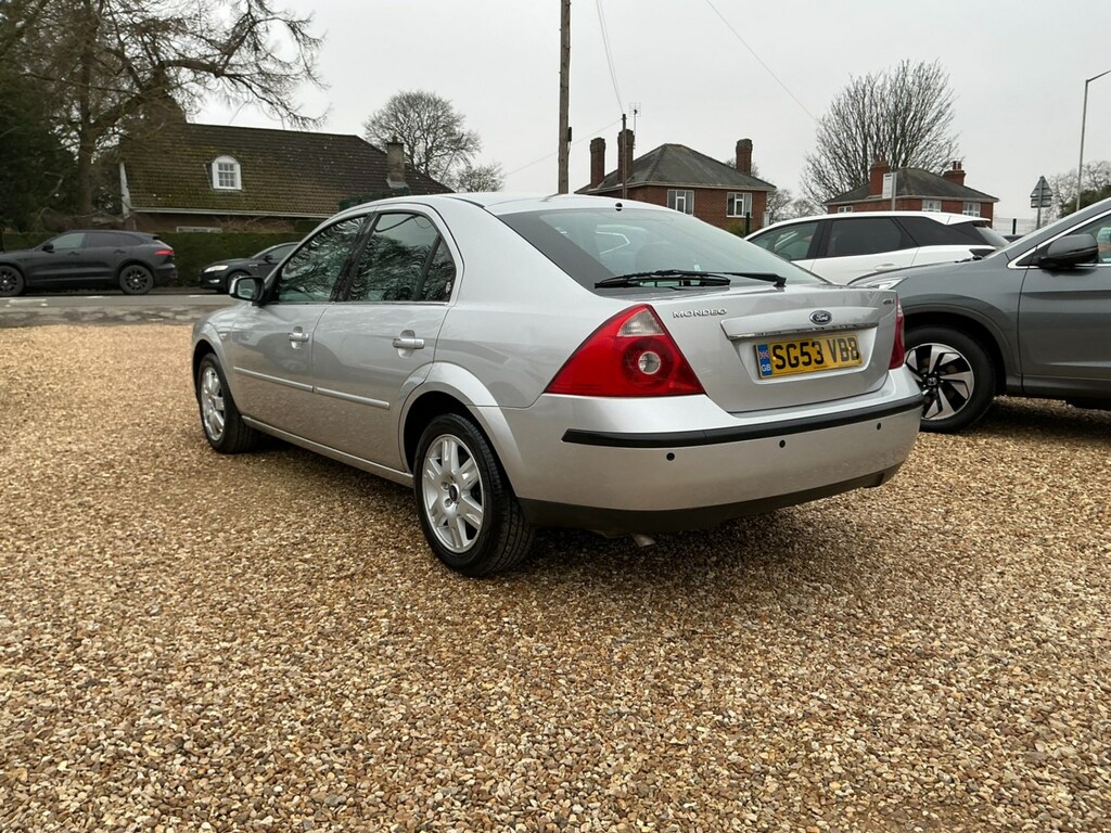 Ford Mondeo St 220 Silver #13