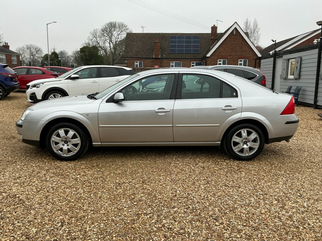 Ford Mondeo St 220 Silver #15