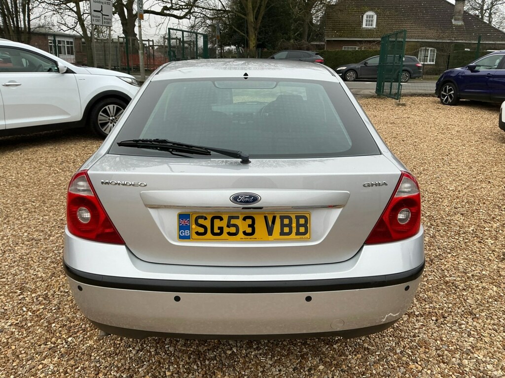 Ford Mondeo St 220 Silver #12