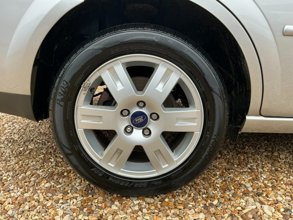 Ford Mondeo St 220 Silver #21