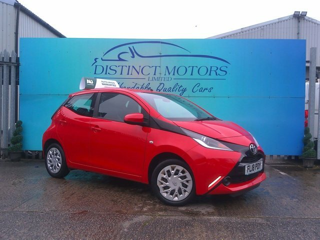 Toyota Aygo Vvt-i X-play Hatchback Red