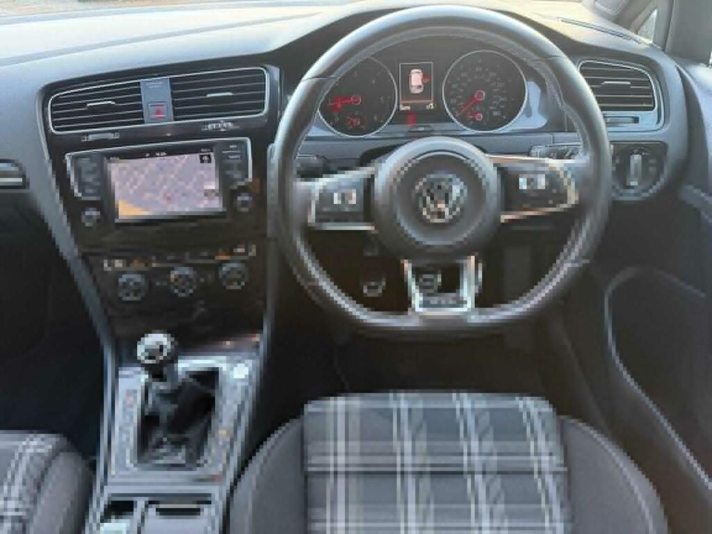 Volkswagen Golf Hatchback 2.0 Tdi Bluemotion Tech Gtd Euro 6 Ss YT66UZG Silver #2