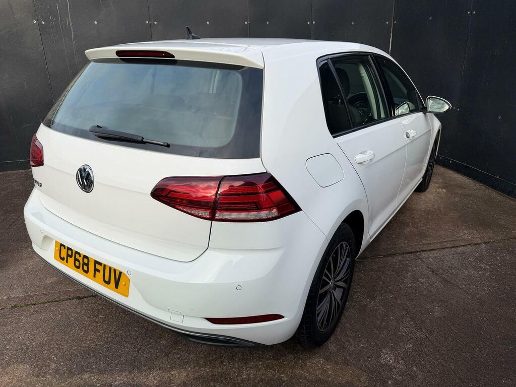 Volkswagen Golf Hatchback 1.6 Tdi Se Nav Euro 6 Ss 201868 CP68FUV White #4