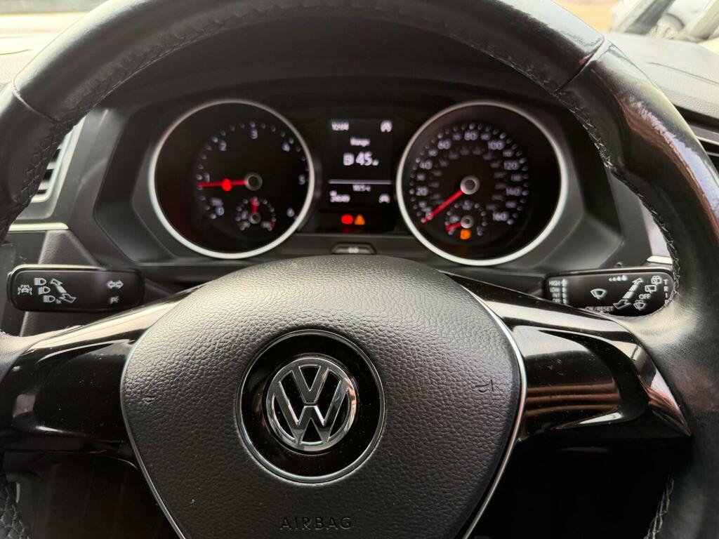 Volkswagen Tiguan Suv 2.0 Tdi S Euro 6 Ss 201767 White #3