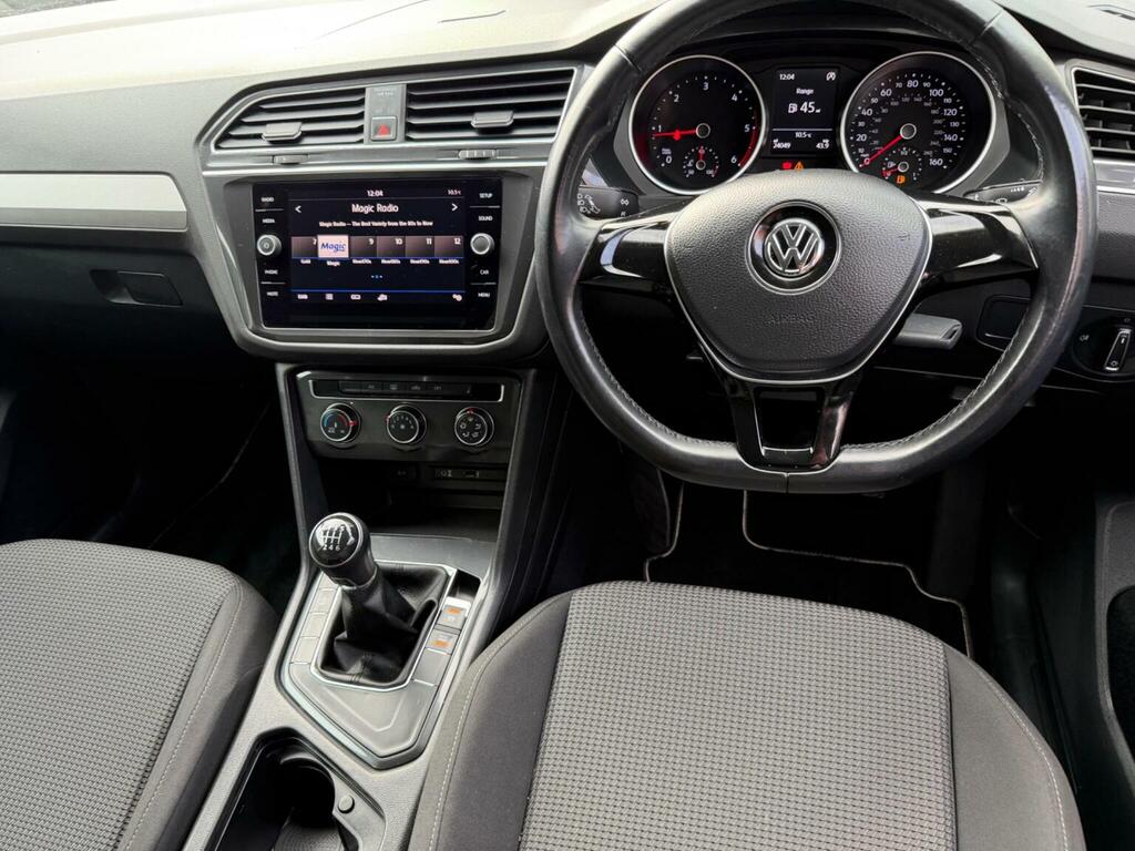Volkswagen Tiguan Suv 2.0 Tdi S Euro 6 Ss 201767 White #2