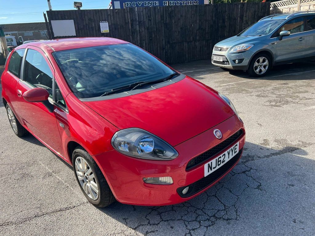 Fiat Punto 1.4 Easy Euro 5 S S Red #3