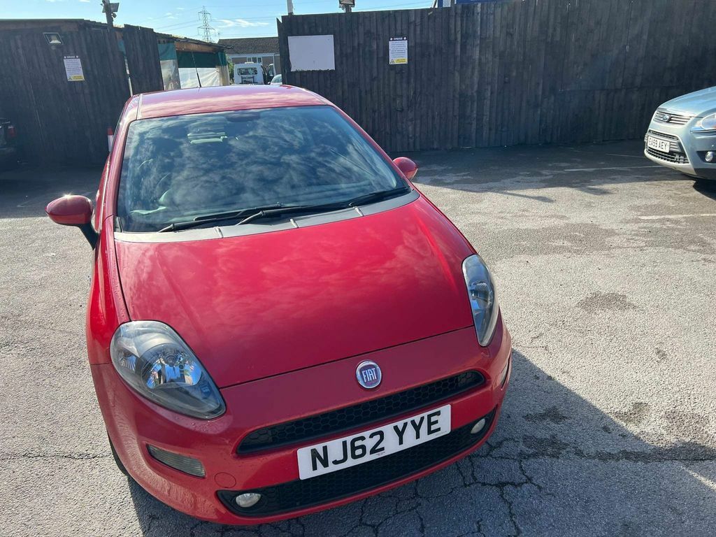 Fiat Punto 1.4 Easy Euro 5 S S Red #5