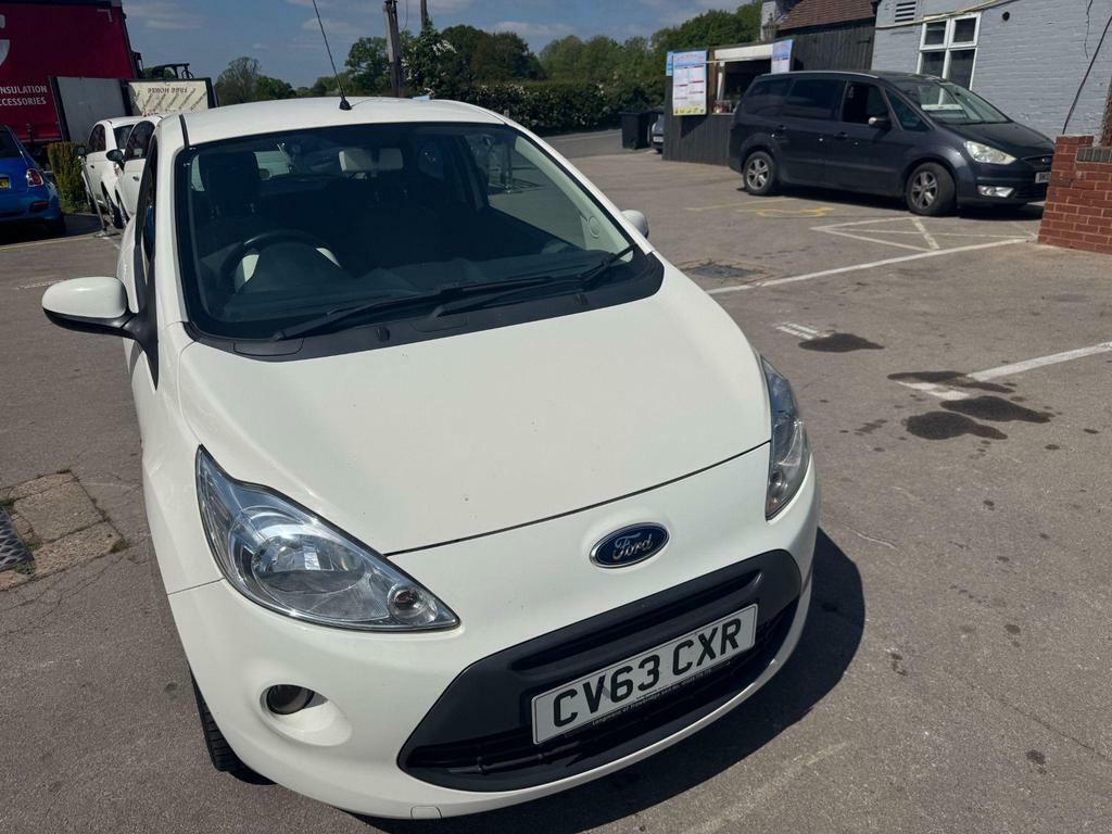 Ford KA 1.2 Titanium Euro 6 S S CV63CXR White #4