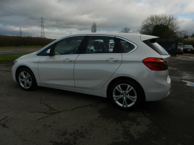 BMW 2 Series Active Tourer 2.0 220D Luxury Mpv White #5
