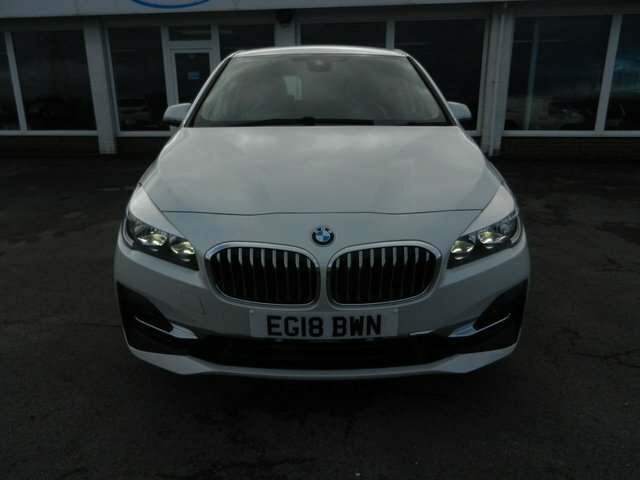 BMW 2 Series Active Tourer 2.0 220D Luxury Mpv White #3
