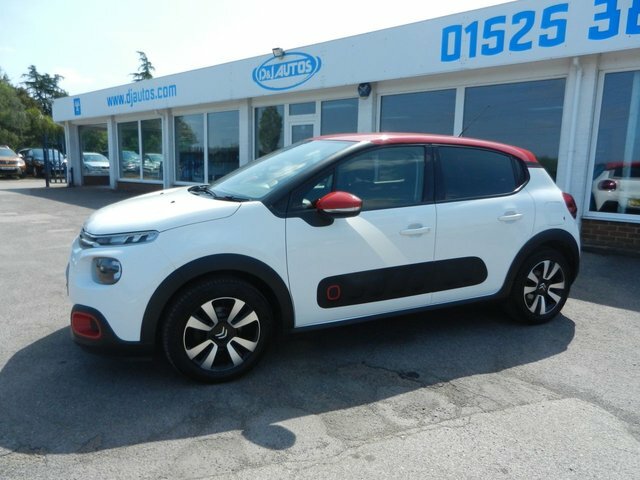 Citroen C3 1.2 Puretech Flair Hatchback HY17EFZ White #4
