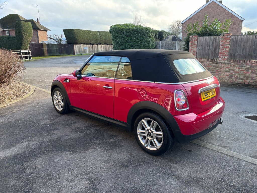 Mini Convertible 1.6 Cooper Convertible Euro 6 122 Red #3