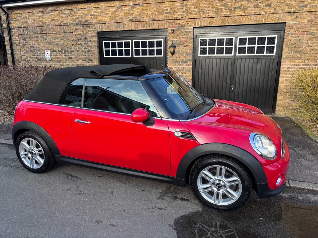 Mini Convertible 1.6 Cooper Convertible Euro 6 122 Red
