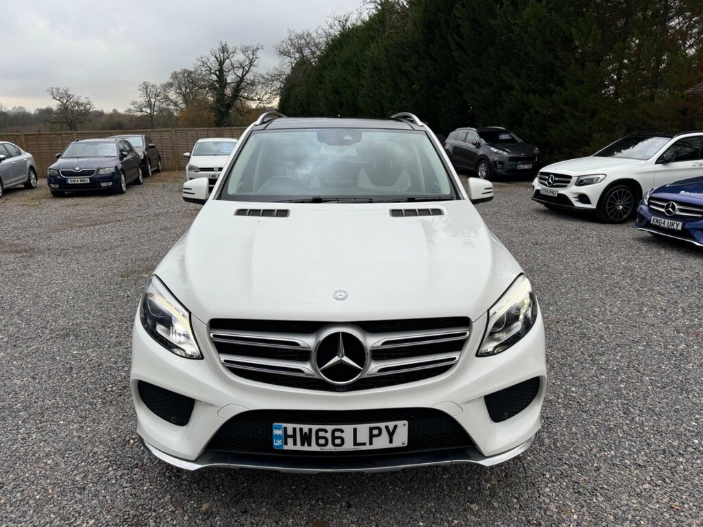 Mercedes-Benz GLE Class 3.0 Gle350d V6 Amg Line Premium G-tronic 4Matic HW66LPY White #3