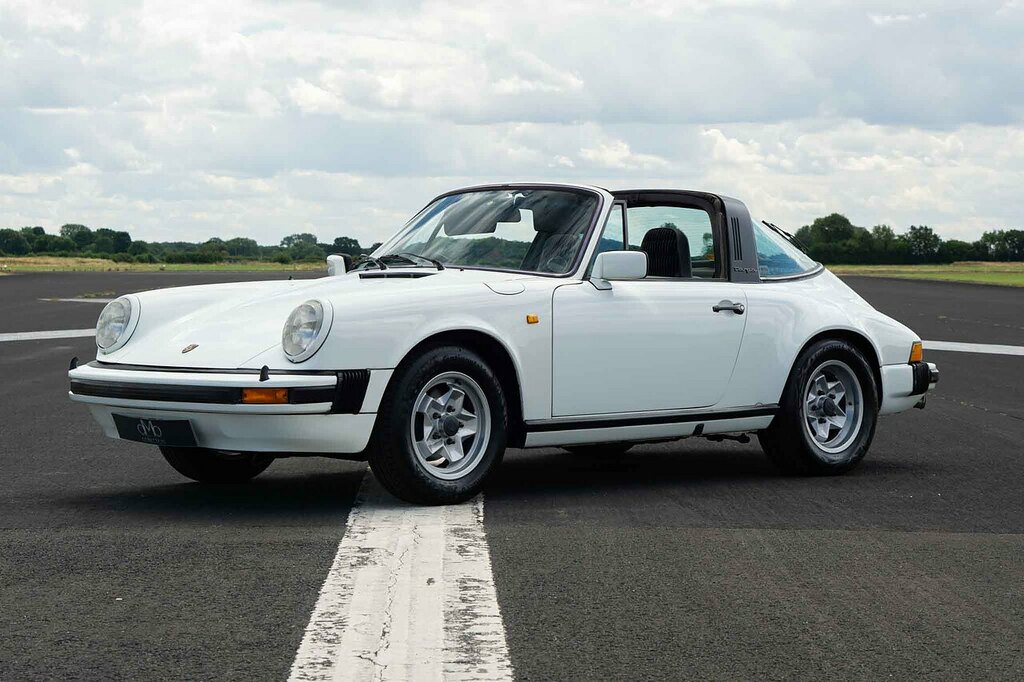 Porsche 911 U1194 White