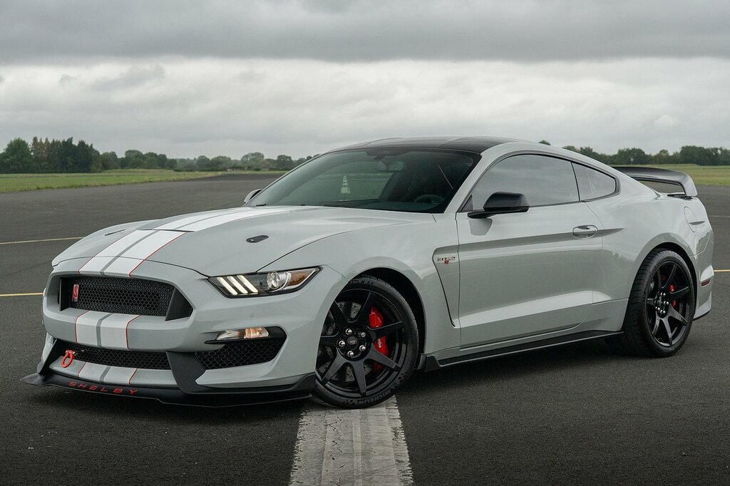 Ford Mustang Shelby Gt 350R Silver
