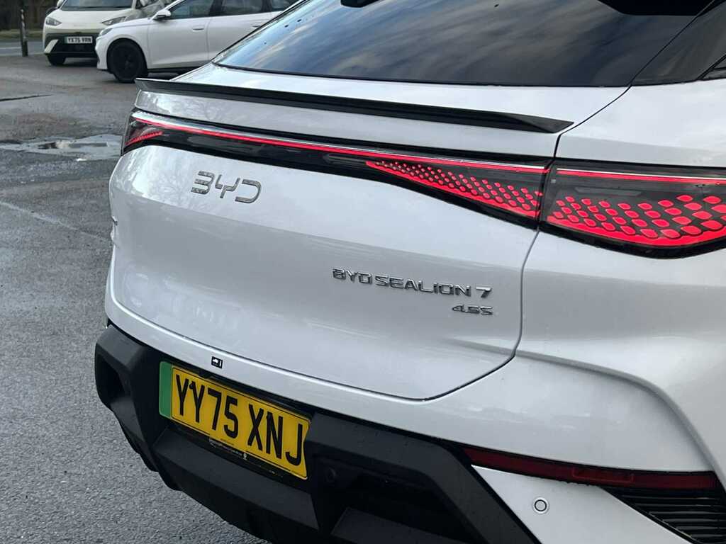 Byd Sealion 7 390Kw Excellence Awd 91Kwh YY75XNJ White #6