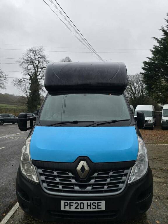 Renault Master 2.3 Dci 130 3.5T Low Loader Horse Box - 2020 70 PF20HSE Black #4