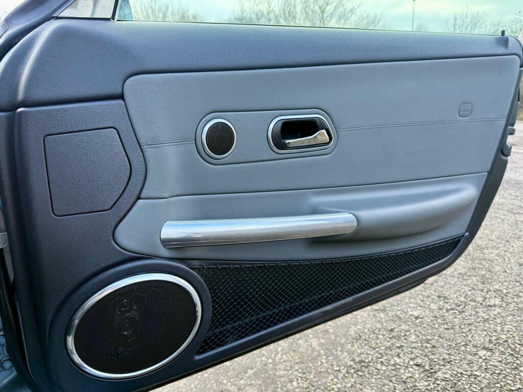 Chrysler Crossfire 3.2 V6 Blue #19