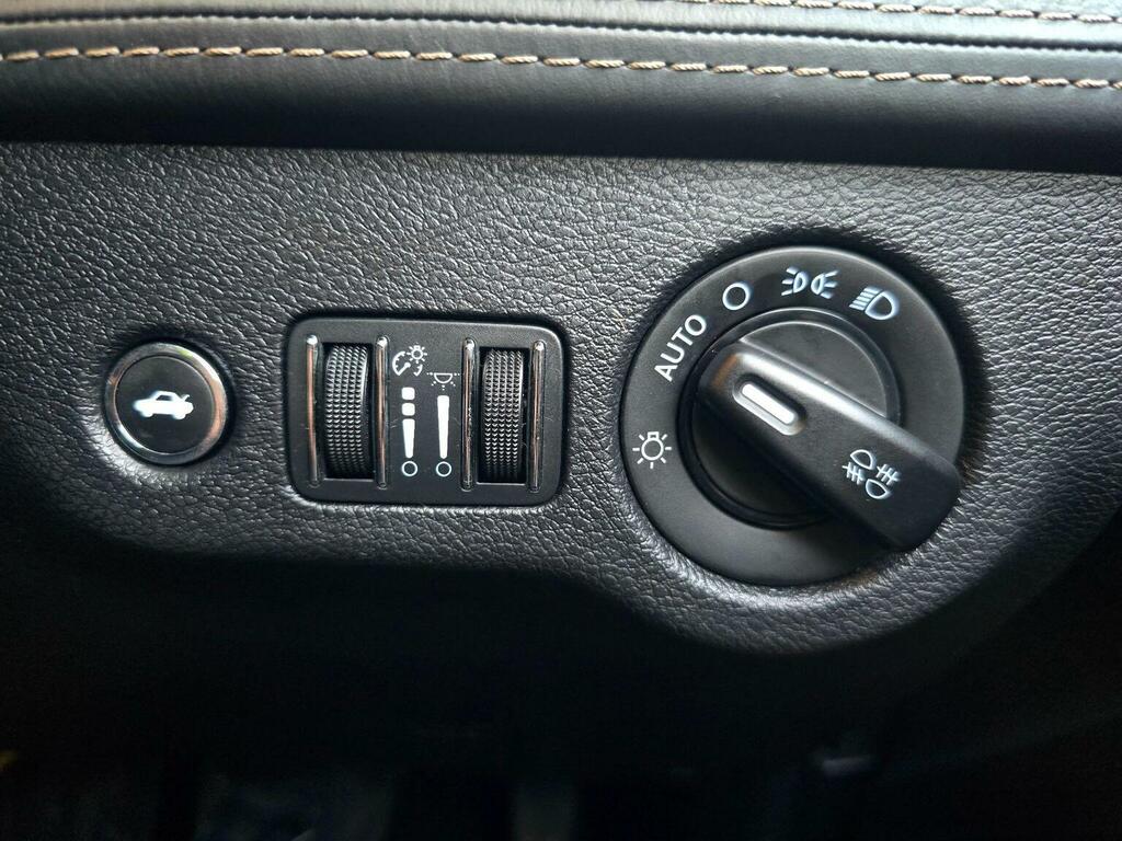Chrysler 300C Crd Executive Grey #28