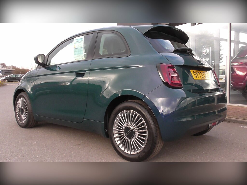 Fiat 500E Icon 3-Door Green #2