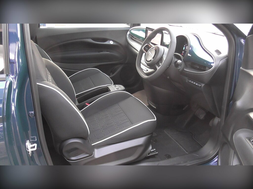Fiat 500E Icon 3-Door Green #6