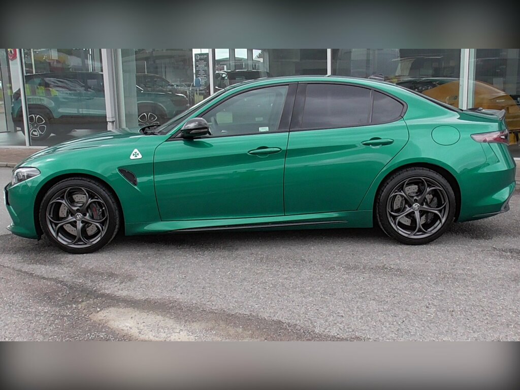 Alfa Romeo Giulia V6 Bi Turbo Quadrifoglio Green #5