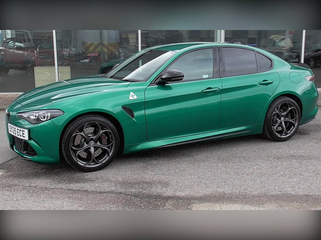 Alfa Romeo Giulia V6 Bi Turbo Quadrifoglio Green #3