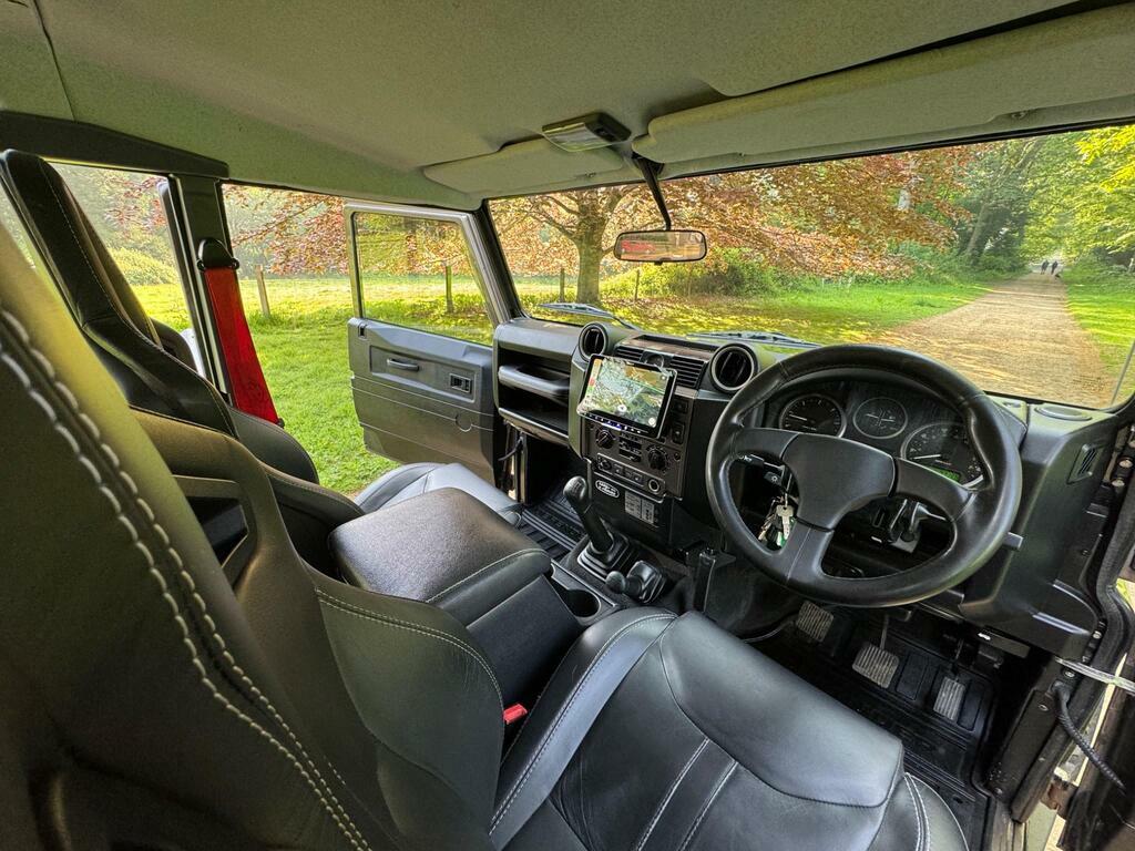 Land Rover Defender 110 Diesel   #4