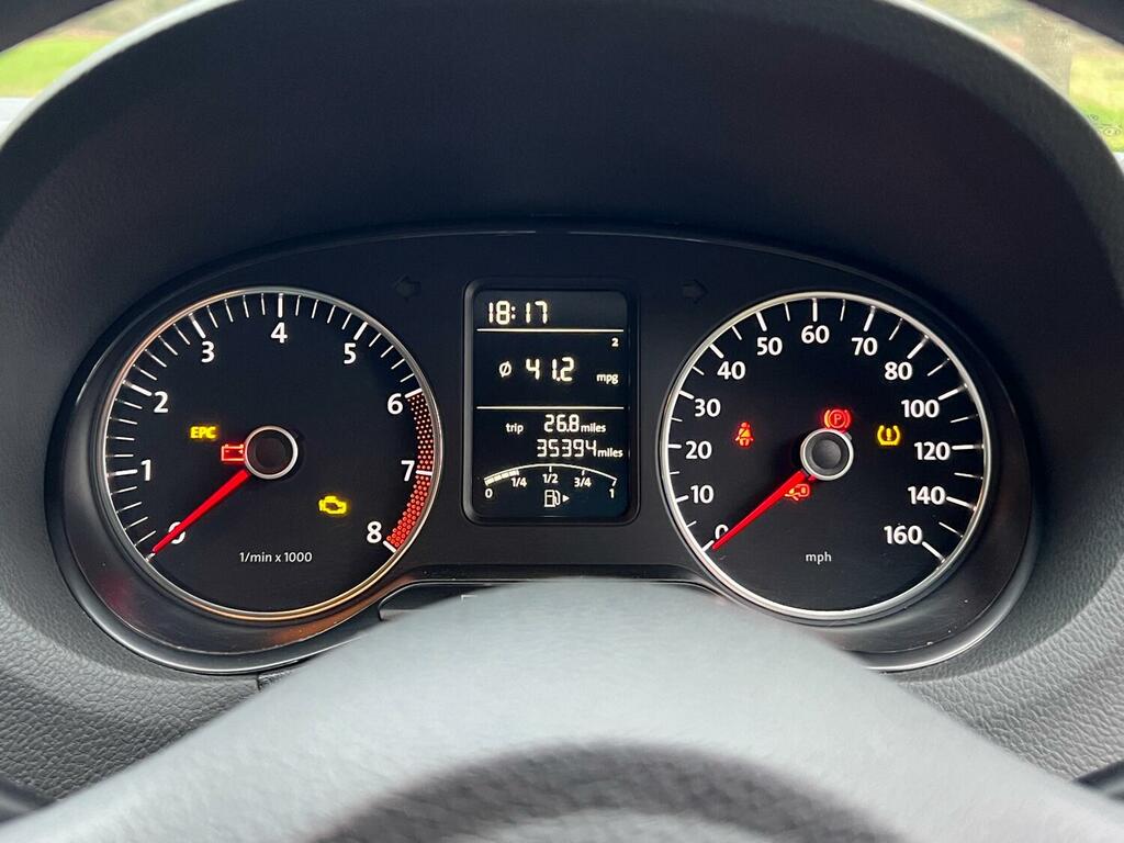 Volkswagen Polo Hatchback 1.2 Match 2012 Black #5