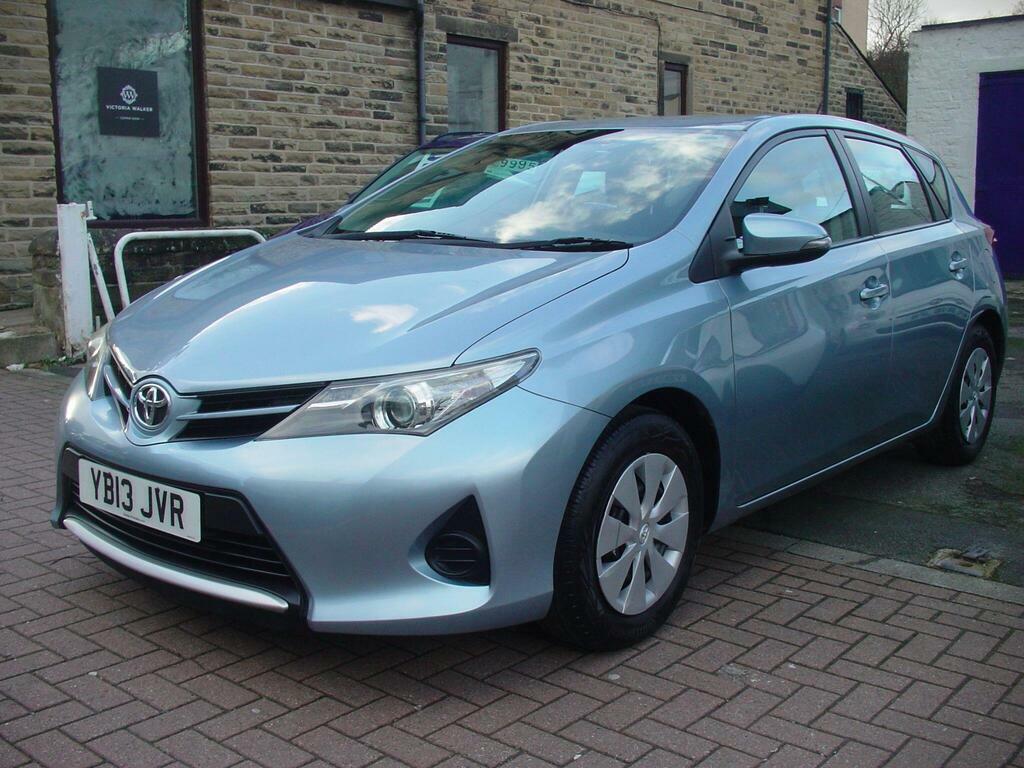 Toyota Auris 1.33 Dual Vvt-i Active Euro 5 S S #3